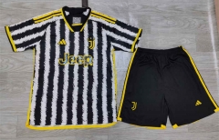 2023-2024 Correct Version Juventus Home Black&White Soccer Traning Uniform-417