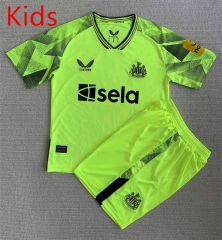 2023-2024 Newcastle United Goalkeeper Green Kids/Youth Soccer Uniform-AY