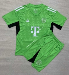 2023-2024 Bayern München Goalkeeper Green Soccer Uniform-AY