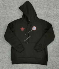 (S-3XL) Bayern München Black Thailand Soccer Fleece-Lined Tracksuit With Hat-CS