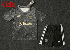 2024-2025 Manchester United The Stone Roses Black Kids/Youth Soccer Uniform-GB
