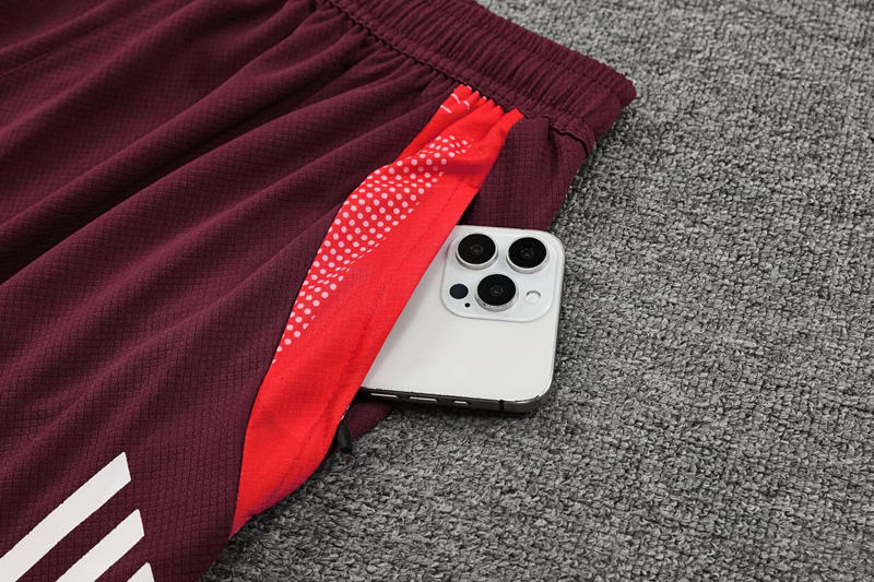 2024-2025 Bayern München White Thailand Soccer Uniform-4627