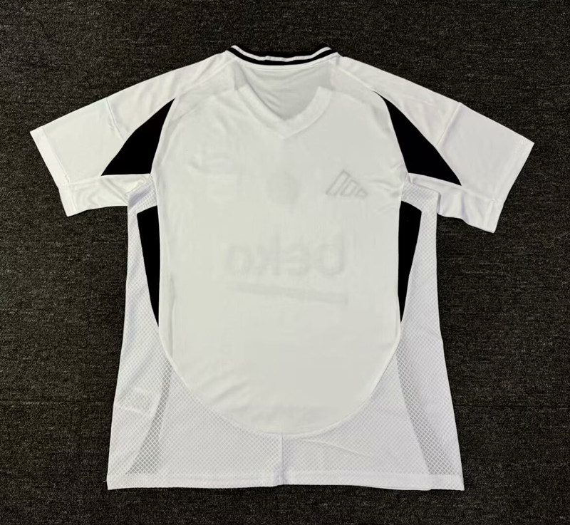 2024-2025 Beşiktaş JK Home White Thailand Soccer Jersey AAA-GB