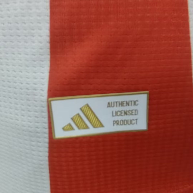 Player Version 2025-26 Bayern München Home Red Thailand Soccer Jersey AAA-7959