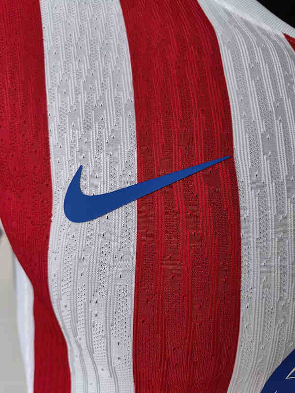 Player Version 2025-26 Atletico Madrid Home Red&White LS Thailand Soccer Jersey AAA-5634
