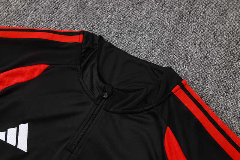 26-27 Manchester United Black Thailand Soccer Tracksuit-815