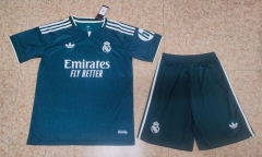 26-27 Real Madrid Away Green Soccer Uniform-8609 26-27 Real Madrid Away Green Soccer Uniform-8609