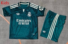 26-27 Real Madrid Away Green Kids/Youth Soccer Uniform-9484 26-27 Real Madrid Away Green Kids/Youth Soccer Uniform-9484